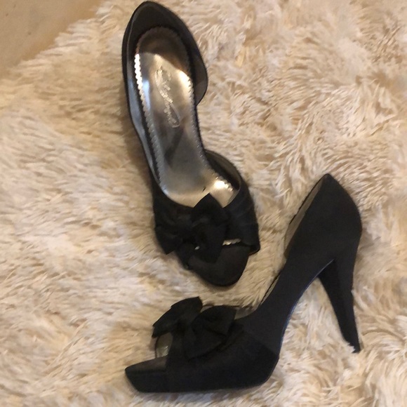 Bridal shoes - Picture 1 of 1